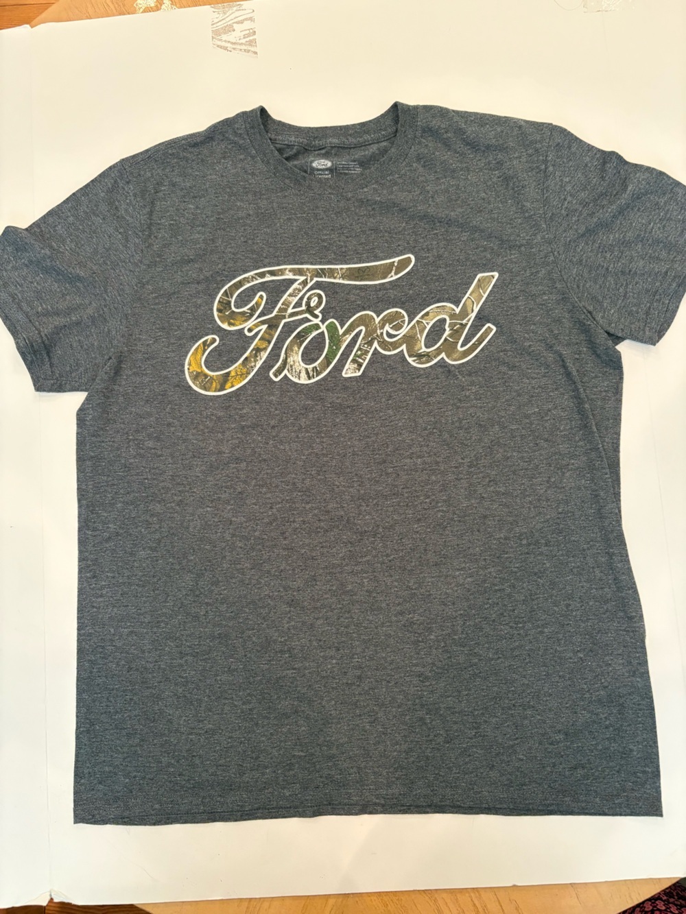 Ford Gray Heather Short Sleeve Tee with Ford Script Logo. Size large car shows